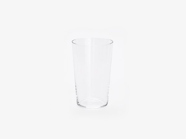 Tunt enkelt vattenglas